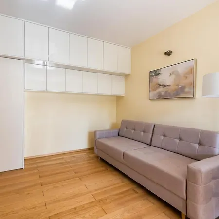 Green District 2Br Airconditioned P Warsaw Exterior photo